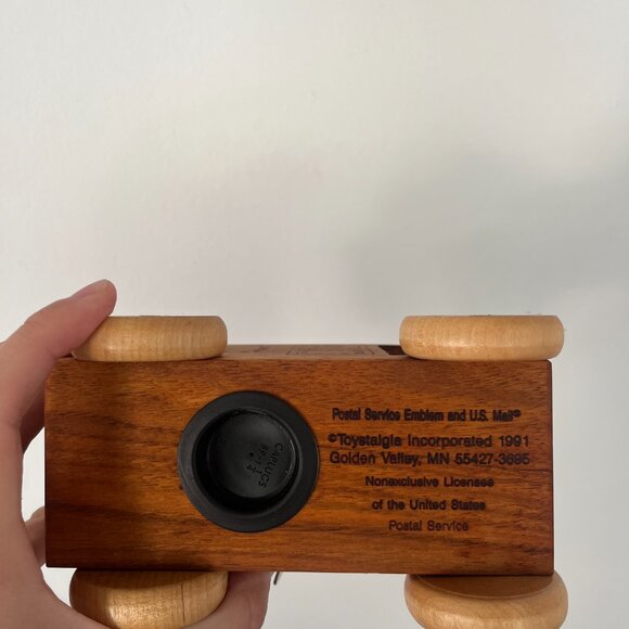 Vintage Wooden USPS Truck:  Piggy Bank/Music Box, 1991 - Picture 3 of 7